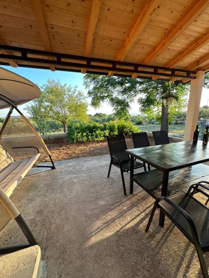 Vakantiehuis Relax And Unwind: Family-friendly House Near In Zagrad